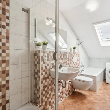 Apartament Monteur - Fuer Bis Zu 7 Personen In 61118 - Fb10