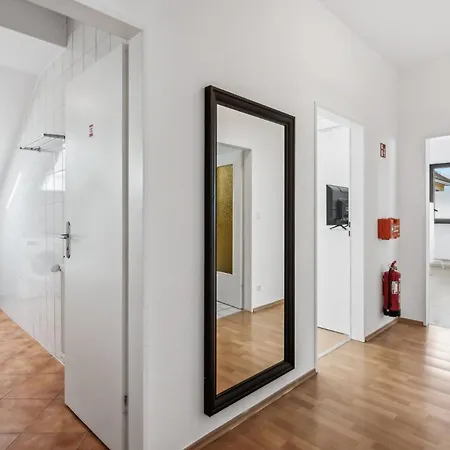 Apartament Monteur - Fuer Bis Zu 7 Personen In 61118 - Fb10
