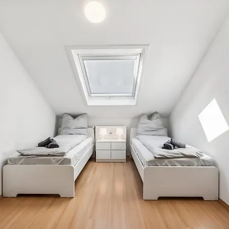 Apartament Monteur - Fuer Bis Zu 7 Personen In 61118 - Fb10 *