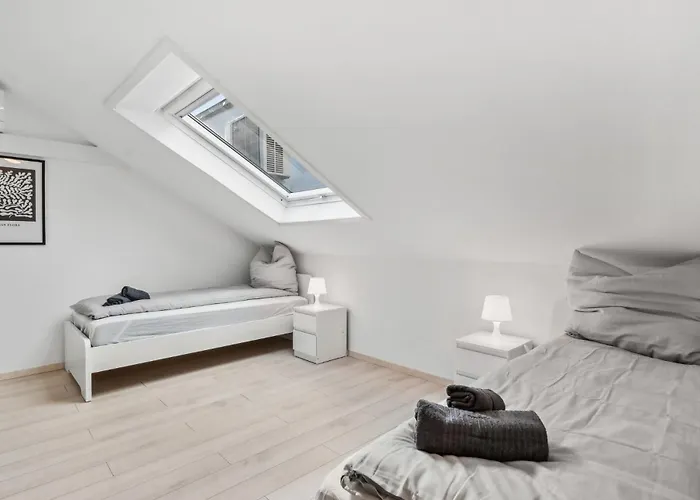 Monteur - Fuer Bis Zu 7 Personen In 61118 - Fb10