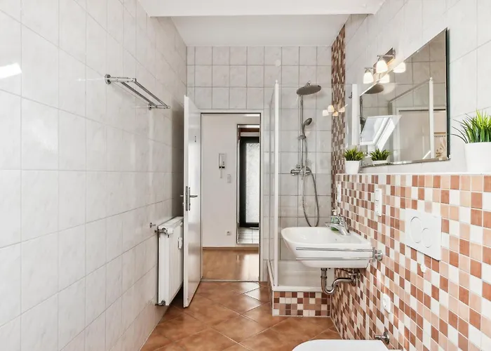 Monteur - Fuer Bis Zu 7 Personen In 61118 - Fb10 Apartman *